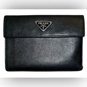 Prada Wallet (Pre loved)